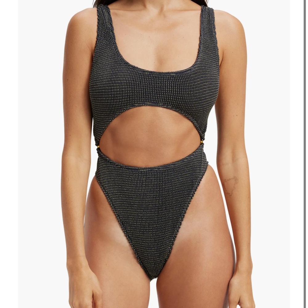 GOOD AMERICAN always fits cutout swimsuit